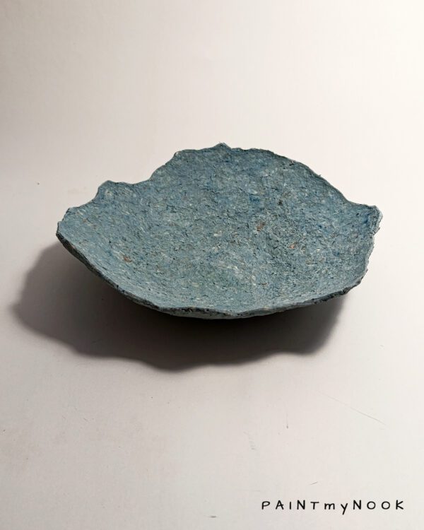 Aquamarina bowl A papier mache bowl with an aquamarine color