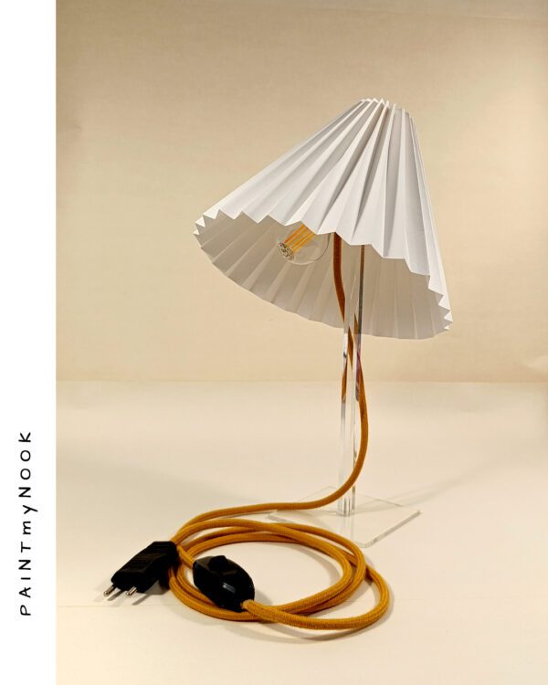 Bucket origami table lamp