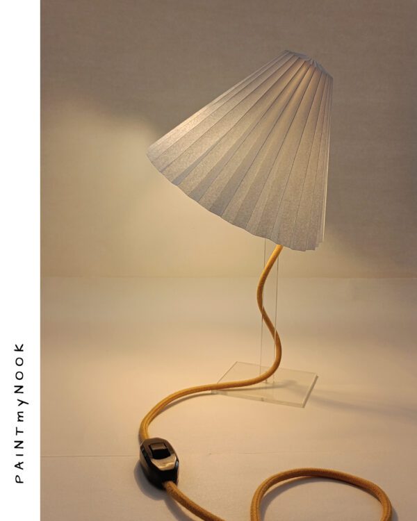 Bucket origami table lamp