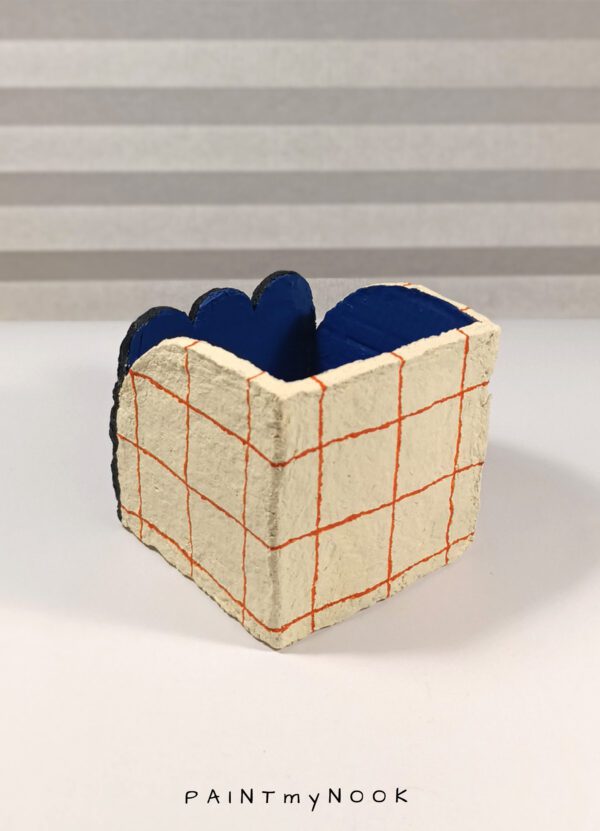 [Take sides!] planter covers