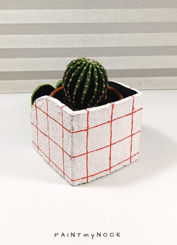 [Take sides!] planter covers