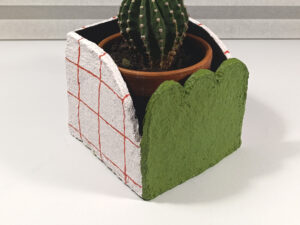 [Take sides!] planter covers