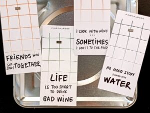 wine tags with quotes, linear pattern and small magnet