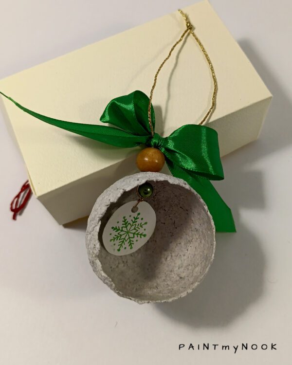 Paper ornament - Christmas nook