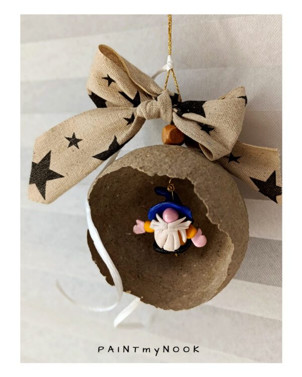 ornament,Christmas,paper,στολιδι,χαρτινο,χειροποιητο,handmade,papier mache,nook,gnome