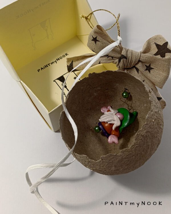 Paper ornament - Christmas nook with Gnome