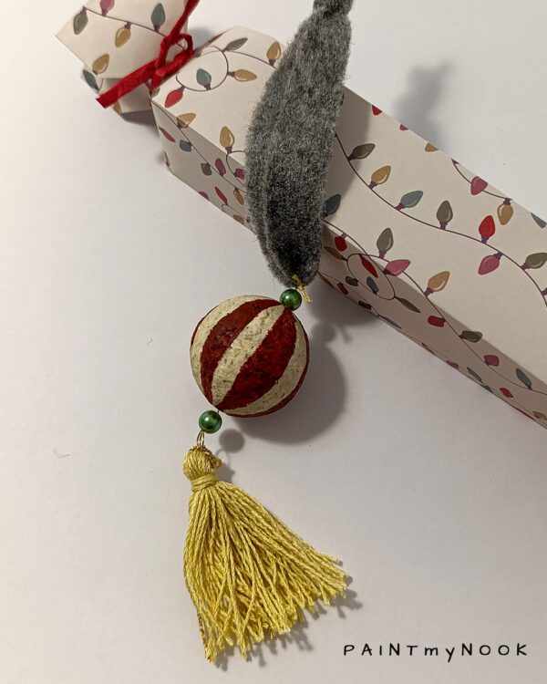christmas,ornament,paper,nut,bauble,tassel